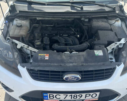 Белый Форд Фокус, объемом двигателя 1.6 л и пробегом 207 тыс. км за 4300 $, фото 13 на Automoto.ua