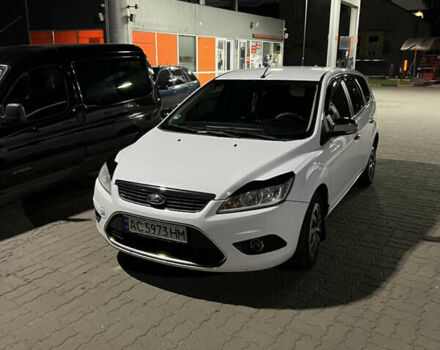 Белый Форд Фокус, объемом двигателя 1.6 л и пробегом 266 тыс. км за 6200 $, фото 3 на Automoto.ua
