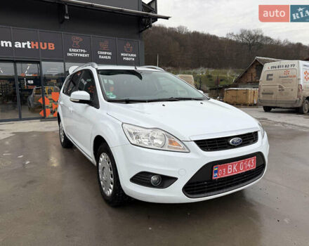 Белый Форд Фокус, объемом двигателя 1.8 л и пробегом 205 тыс. км за 5700 $, фото 12 на Automoto.ua