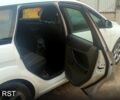 Білий Форд Фокус, об'ємом двигуна 2 л та пробігом 260 тис. км за 5500 $, фото 4 на Automoto.ua