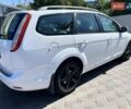 Білий Форд Фокус, об'ємом двигуна 1.8 л та пробігом 227 тис. км за 6000 $, фото 4 на Automoto.ua