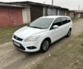 Белый Форд Фокус, объемом двигателя 1.6 л и пробегом 211 тыс. км за 5600 $, фото 2 на Automoto.ua