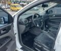 Форд Фокус 2009 в Хмельницком на Automoto.ua Белый Форд Фокус, объемом двигателя 1.6 л и пробегом 250 тыс. км за 5250 $, фото 11 на Automoto.ua