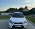 Белый Форд Фокус, объемом двигателя 1.6 л и пробегом 250 тыс. км за 3950 $, фото 3 на Automoto.ua