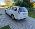 Белый Форд Фокус, объемом двигателя 1.6 л и пробегом 350 тыс. км за 3950 $, фото 7 на Automoto.ua