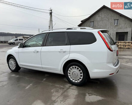 Белый Форд Фокус, объемом двигателя 1.8 л и пробегом 205 тыс. км за 5700 $, фото 7 на Automoto.ua
