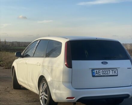 Белый Форд Фокус, объемом двигателя 1.6 л и пробегом 235 тыс. км за 6250 $, фото 7 на Automoto.ua