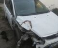Білий Форд Фокус, об'ємом двигуна 1.6 л та пробігом 200 тис. км за 1650 $, фото 4 на Automoto.ua