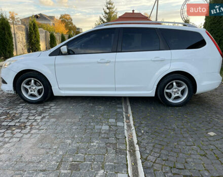 Форд Фокус 2009 в Золочев на Automoto.ua Белый Форд Фокус, объемом двигателя 1.56 л и пробегом 257 тыс. км за 5400 $, фото 2 на Automoto.ua