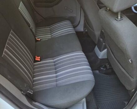 Белый Форд Фокус, объемом двигателя 1.6 л и пробегом 290 тыс. км за 5600 $, фото 24 на Automoto.ua