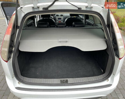 Белый Форд Фокус, объемом двигателя 1.6 л и пробегом 257 тыс. км за 5999 $, фото 30 на Automoto.ua