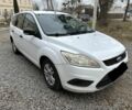 Белый Форд Фокус, объемом двигателя 1.6 л и пробегом 285 тыс. км за 2999 $, фото 1 на Automoto.ua