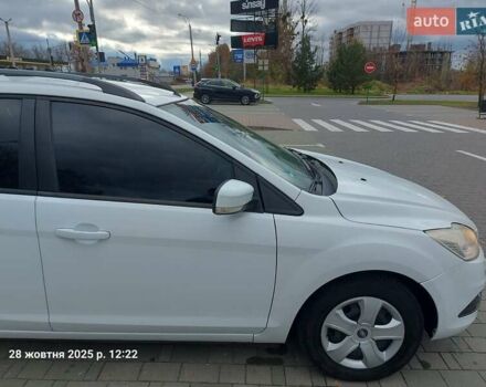 Форд Фокус 2009 в Хмельницком на Automoto.ua Белый Форд Фокус, объемом двигателя 1.6 л и пробегом 250 тыс. км за 5250 $, фото 2 на Automoto.ua