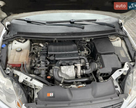 Белый Форд Фокус, объемом двигателя 1.6 л и пробегом 257 тыс. км за 5999 $, фото 33 на Automoto.ua