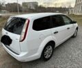 Белый Форд Фокус, объемом двигателя 1.6 л и пробегом 285 тыс. км за 2999 $, фото 3 на Automoto.ua