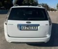 Белый Форд Фокус, объемом двигателя 1.8 л и пробегом 260 тыс. км за 6000 $, фото 2 на Automoto.ua