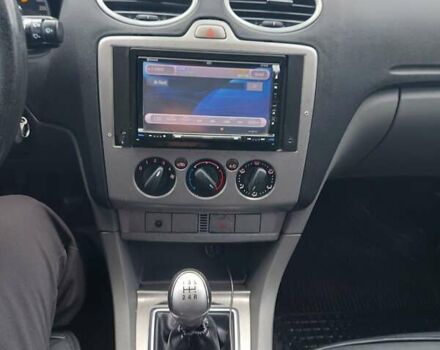 Форд Фокус 2009 в Хмельницком на Automoto.ua Белый Форд Фокус, объемом двигателя 1.6 л и пробегом 250 тыс. км за 5250 $, фото 13 на Automoto.ua