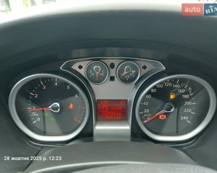 Форд Фокус 2009 в Хмельницком на Automoto.ua Белый Форд Фокус, объемом двигателя 1.6 л и пробегом 250 тыс. км за 5250 $, фото 14 на Automoto.ua