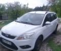 Белый Форд Фокус, объемом двигателя 1.6 л и пробегом 300 тыс. км за 5100 $, фото 2 на Automoto.ua