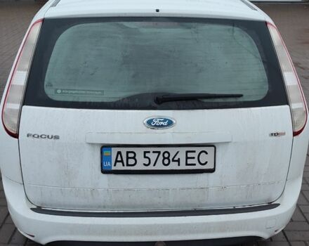Белый Форд Фокус, объемом двигателя 2 л и пробегом 254 тыс. км за 6000 $, фото 1 на Automoto.ua