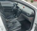 Форд Фокус 2009 в Хмельницком на Automoto.ua Белый Форд Фокус, объемом двигателя 1.6 л и пробегом 250 тыс. км за 5250 $, фото 3 на Automoto.ua