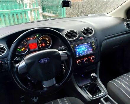 Білий Форд Фокус, об'ємом двигуна 1.6 л та пробігом 211 тис. км за 5500 $, фото 11 на Automoto.ua