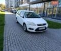 Белый Форд Фокус, объемом двигателя 1.6 л и пробегом 350 тыс. км за 3950 $, фото 6 на Automoto.ua