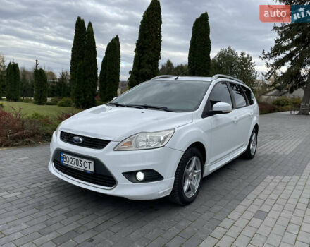 Белый Форд Фокус, объемом двигателя 1.6 л и пробегом 257 тыс. км за 5999 $, фото 7 на Automoto.ua