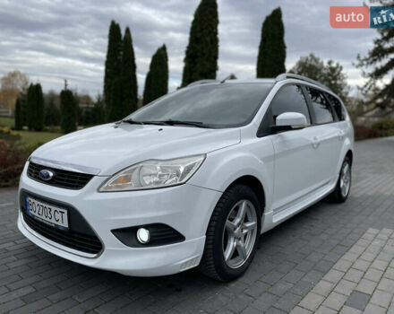 Белый Форд Фокус, объемом двигателя 1.6 л и пробегом 257 тыс. км за 5999 $, фото 10 на Automoto.ua