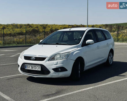 Білий Форд Фокус, об'ємом двигуна 1.6 л та пробігом 350 тис. км за 4150 $, фото 3 на Automoto.ua