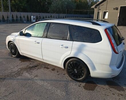 Белый Форд Фокус, объемом двигателя 1.6 л и пробегом 249 тыс. км за 4750 $, фото 1 на Automoto.ua