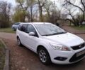 Белый Форд Фокус, объемом двигателя 1.6 л и пробегом 219 тыс. км за 5500 $, фото 1 на Automoto.ua