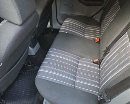 Белый Форд Фокус, объемом двигателя 1.6 л и пробегом 290 тыс. км за 5600 $, фото 17 на Automoto.ua