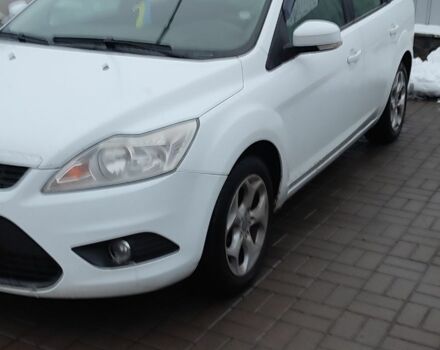 Белый Форд Фокус, объемом двигателя 2 л и пробегом 254 тыс. км за 6000 $, фото 3 на Automoto.ua