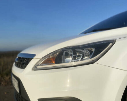 Білий Форд Фокус, об'ємом двигуна 1.6 л та пробігом 235 тис. км за 6100 $, фото 10 на Automoto.ua