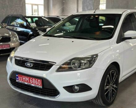 Белый Форд Фокус, объемом двигателя 1.6 л и пробегом 198 тыс. км за 6999 $, фото 2 на Automoto.ua