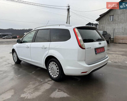Белый Форд Фокус, объемом двигателя 1.8 л и пробегом 205 тыс. км за 5700 $, фото 5 на Automoto.ua