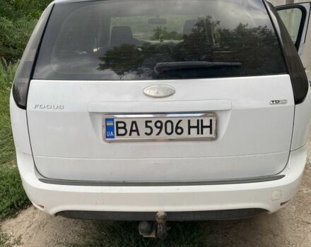Білий Форд Фокус, об'ємом двигуна 1.6 л та пробігом 304 тис. км за 4300 $, фото 8 на Automoto.ua