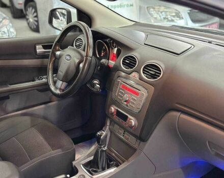 Белый Форд Фокус, объемом двигателя 1.6 л и пробегом 198 тыс. км за 6999 $, фото 17 на Automoto.ua