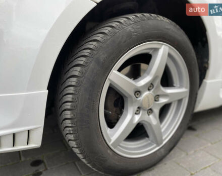 Белый Форд Фокус, объемом двигателя 1.6 л и пробегом 257 тыс. км за 5999 $, фото 27 на Automoto.ua