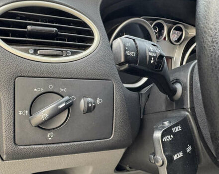 Форд Фокус 2009 в Одессе на Automoto.ua Белый Форд Фокус, объемом двигателя 1.6 л и пробегом 228 тыс. км за 6800 $, фото 28 на Automoto.ua