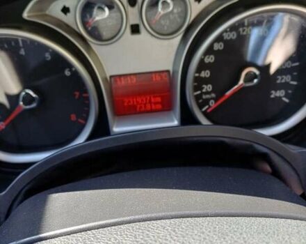 Білий Форд Фокус, об'ємом двигуна 1.6 л та пробігом 232 тис. км за 5900 $, фото 4 на Automoto.ua