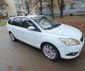 Белый Форд Фокус, объемом двигателя 2 л и пробегом 310 тыс. км за 4700 $, фото 5 на Automoto.ua