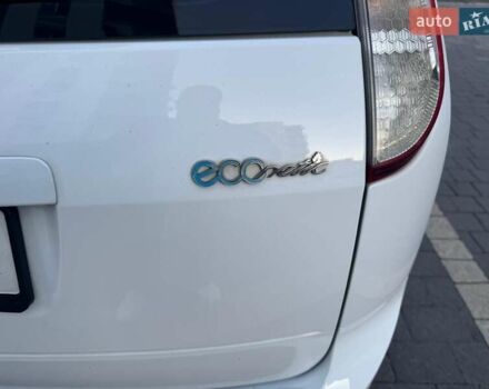 Белый Форд Фокус, объемом двигателя 1.6 л и пробегом 268 тыс. км за 6500 $, фото 11 на Automoto.ua