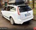 Белый Форд Фокус, объемом двигателя 1.6 л и пробегом 214 тыс. км за 5500 $, фото 1 на Automoto.ua