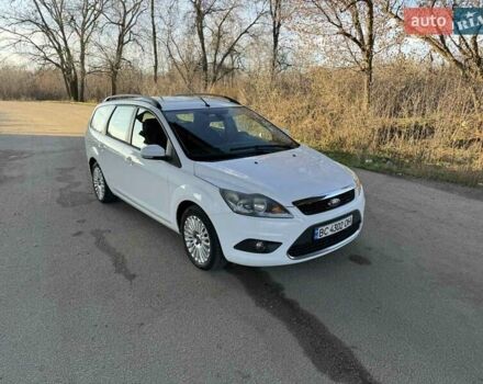 Белый Форд Фокус, объемом двигателя 1.6 л и пробегом 280 тыс. км за 5499 $, фото 6 на Automoto.ua