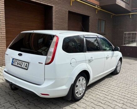 Білий Форд Фокус, об'ємом двигуна 1.6 л та пробігом 210 тис. км за 5200 $, фото 3 на Automoto.ua