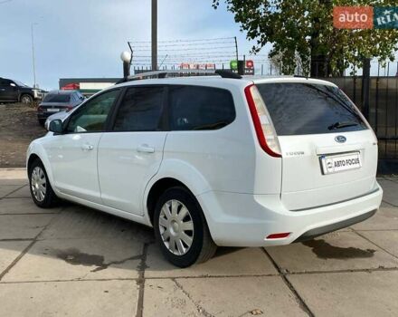 Білий Форд Фокус, об'ємом двигуна 1.56 л та пробігом 290 тис. км за 5690 $, фото 4 на Automoto.ua