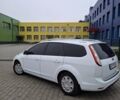 Белый Форд Фокус, объемом двигателя 1.6 л и пробегом 290 тыс. км за 6700 $, фото 4 на Automoto.ua