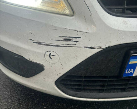 Белый Форд Фокус, объемом двигателя 1.56 л и пробегом 357 тыс. км за 5800 $, фото 5 на Automoto.ua